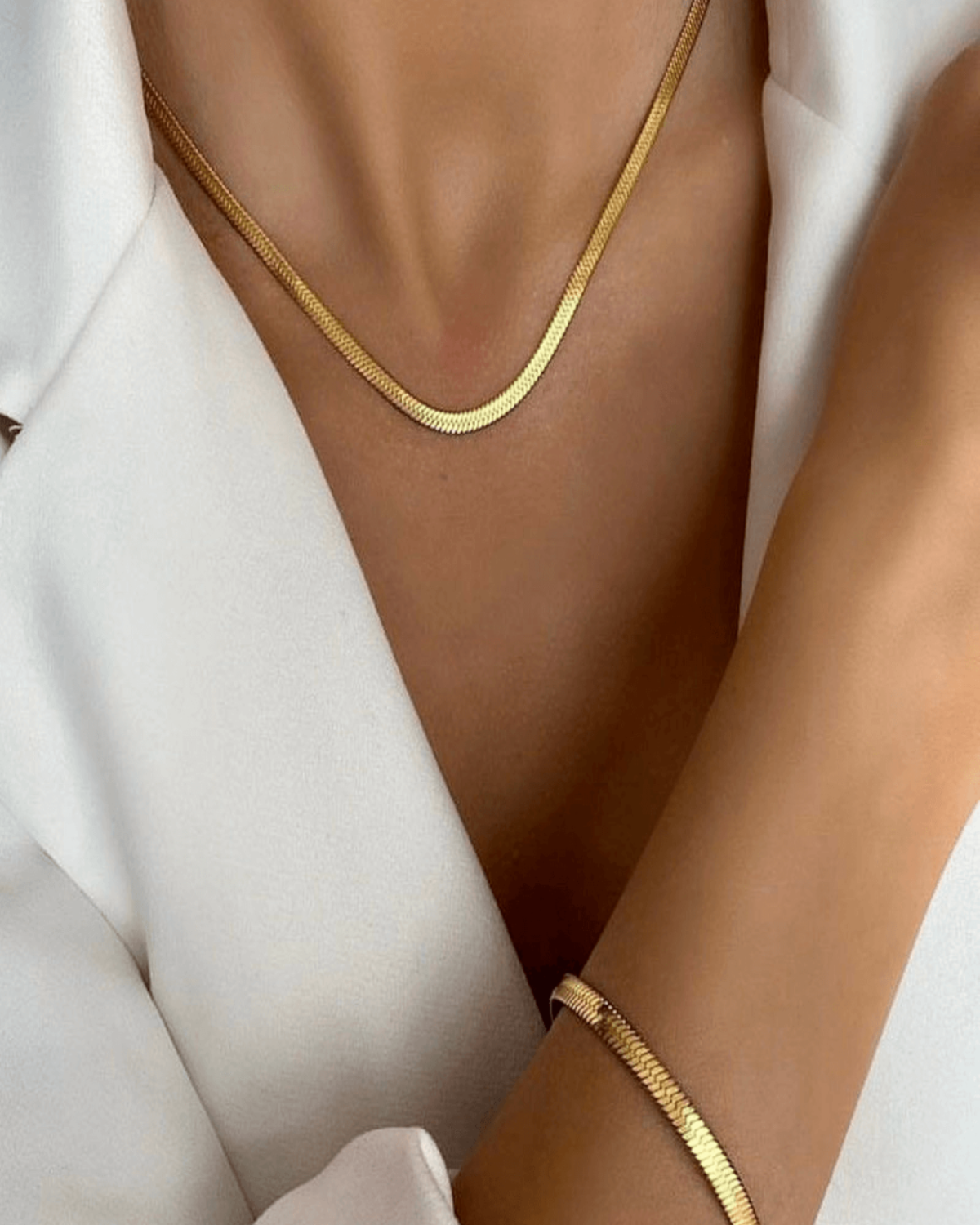 Best Trending 18K Gold Snake Chain Necklace Bracelet Set Gift on Sale for Women, Lady, Mother, Wife